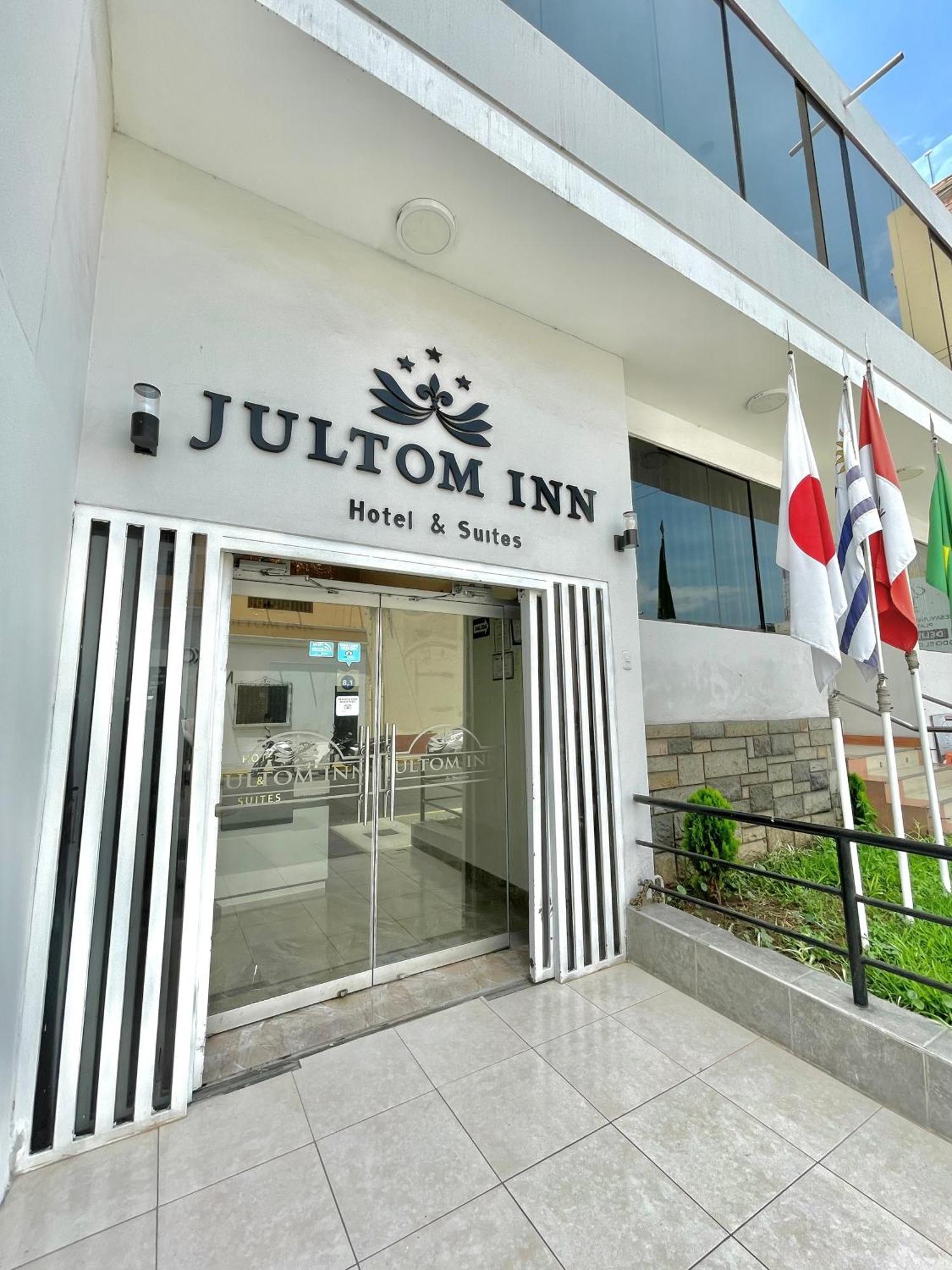 Jultom Inn Hotel&Suites Trujillo Eksteriør bilde